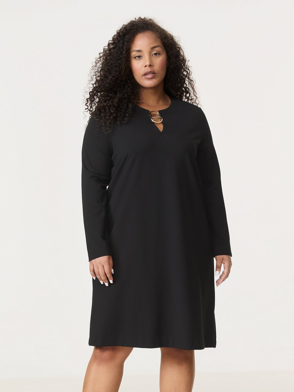 Samoon Kleid Damen Viskose schwarz, 50