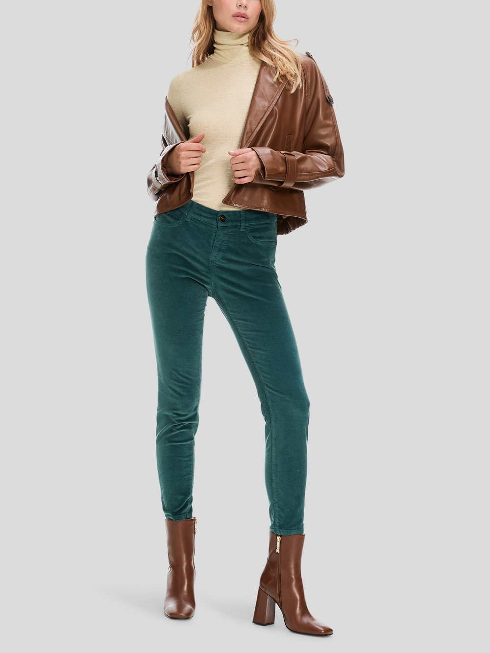 Marc Cain Hose Damen Baumwolle grün, 42