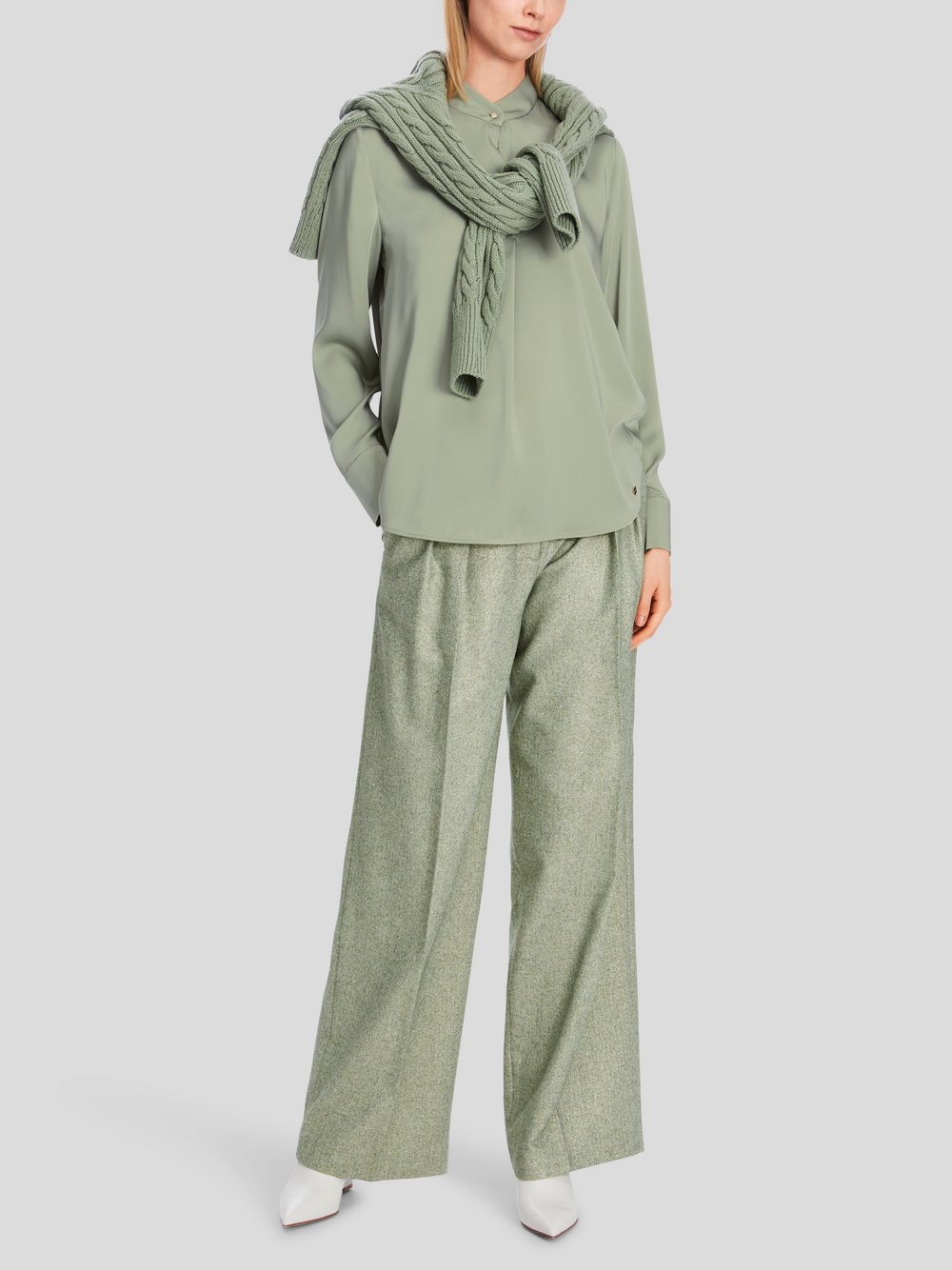Thumbnail - Marc Cain Bluse Damen grün, 42
