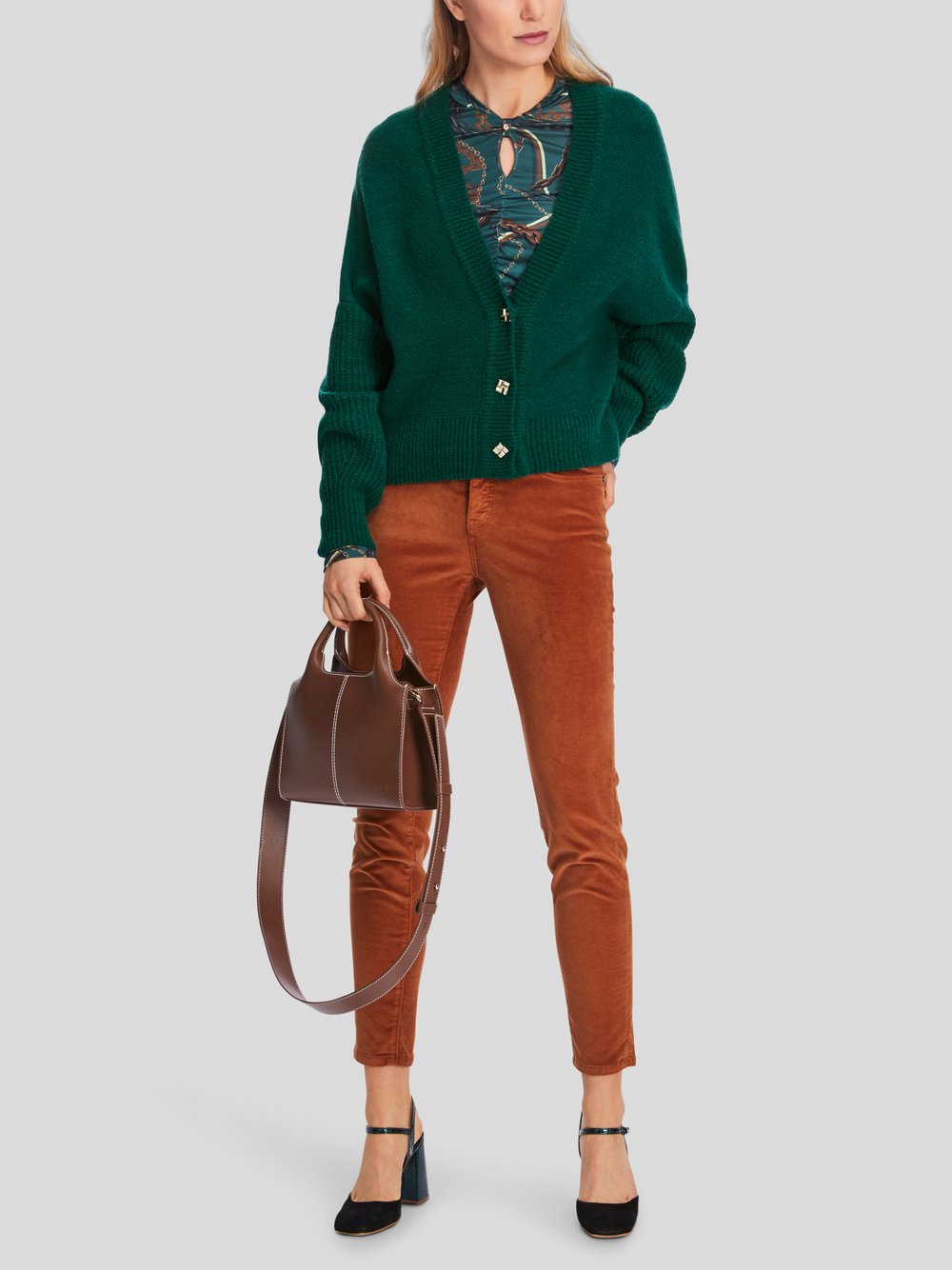 Marc Cain Cardigan Damen Schurwolle grün, 40