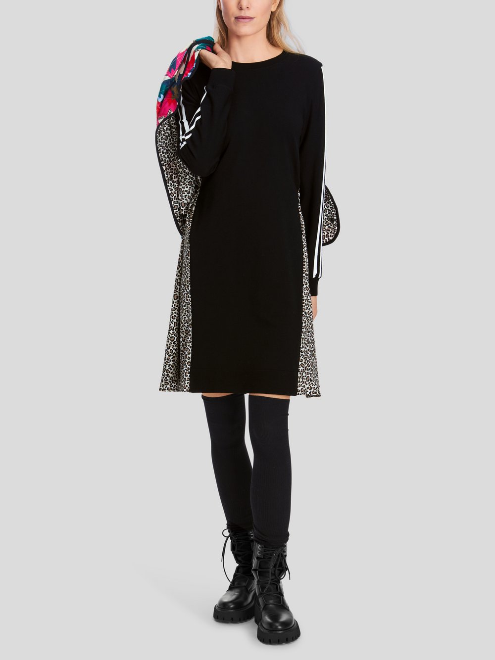 Marc Cain Kleid Damen Viskose schwarz gemustert, 44