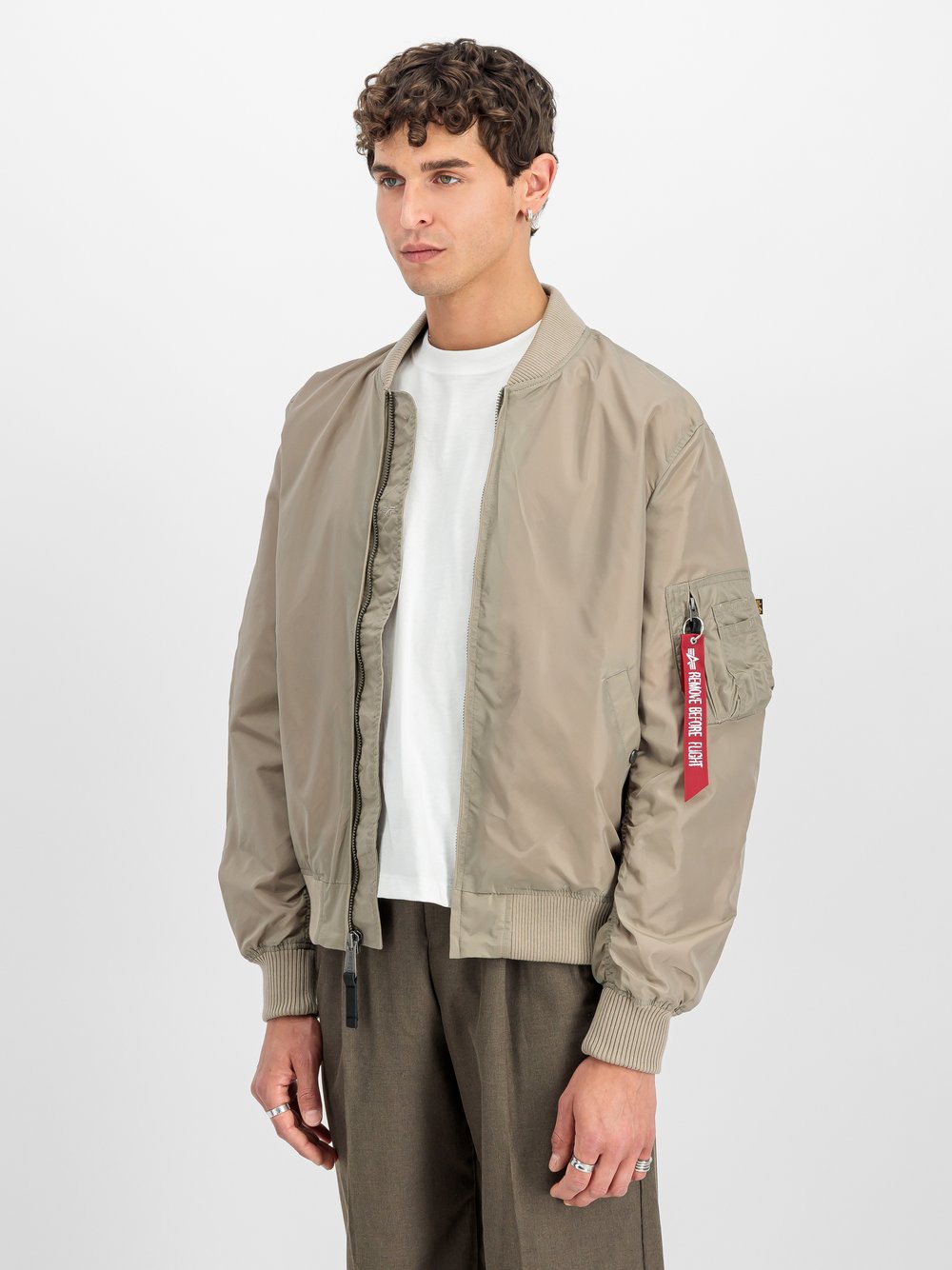 Alpha Industries Bomberjacke Herren Polyamid beige, M