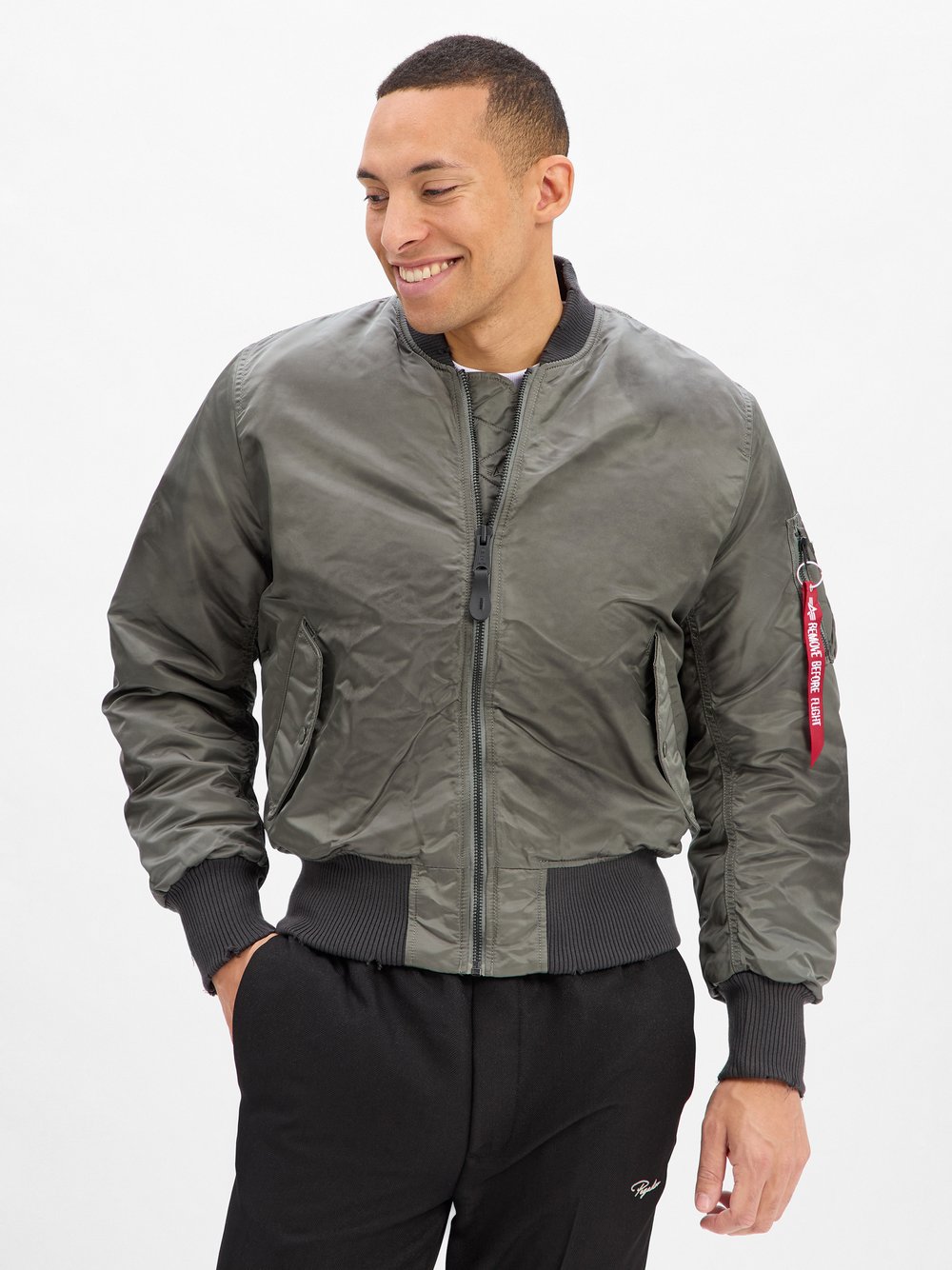 Alpha Industries kurtka bomber - Distressed Mężczyźni zielony, M