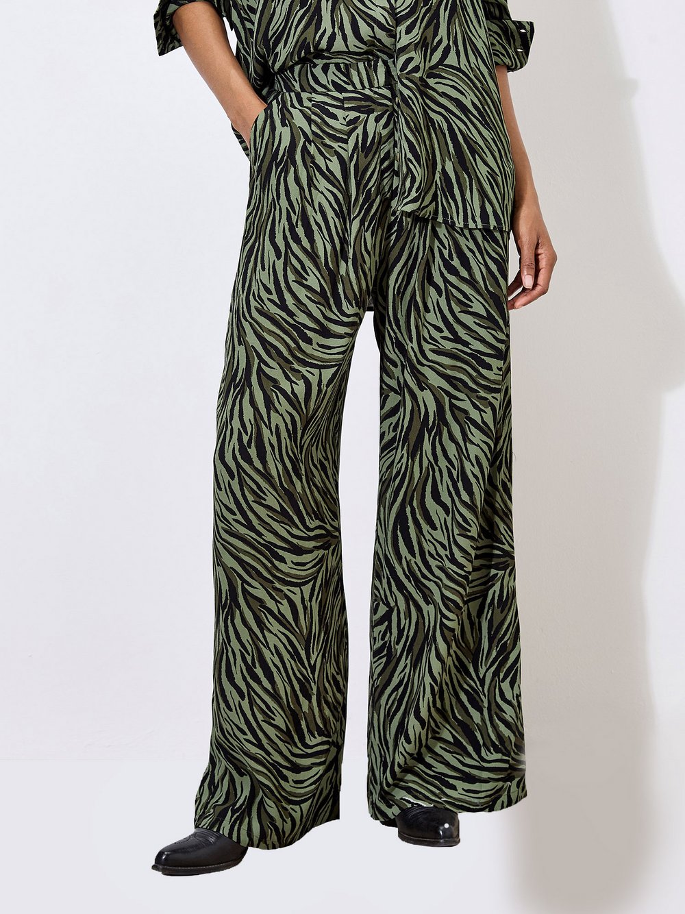 Apricot Hose Damen Viskose grün gemustert, 42