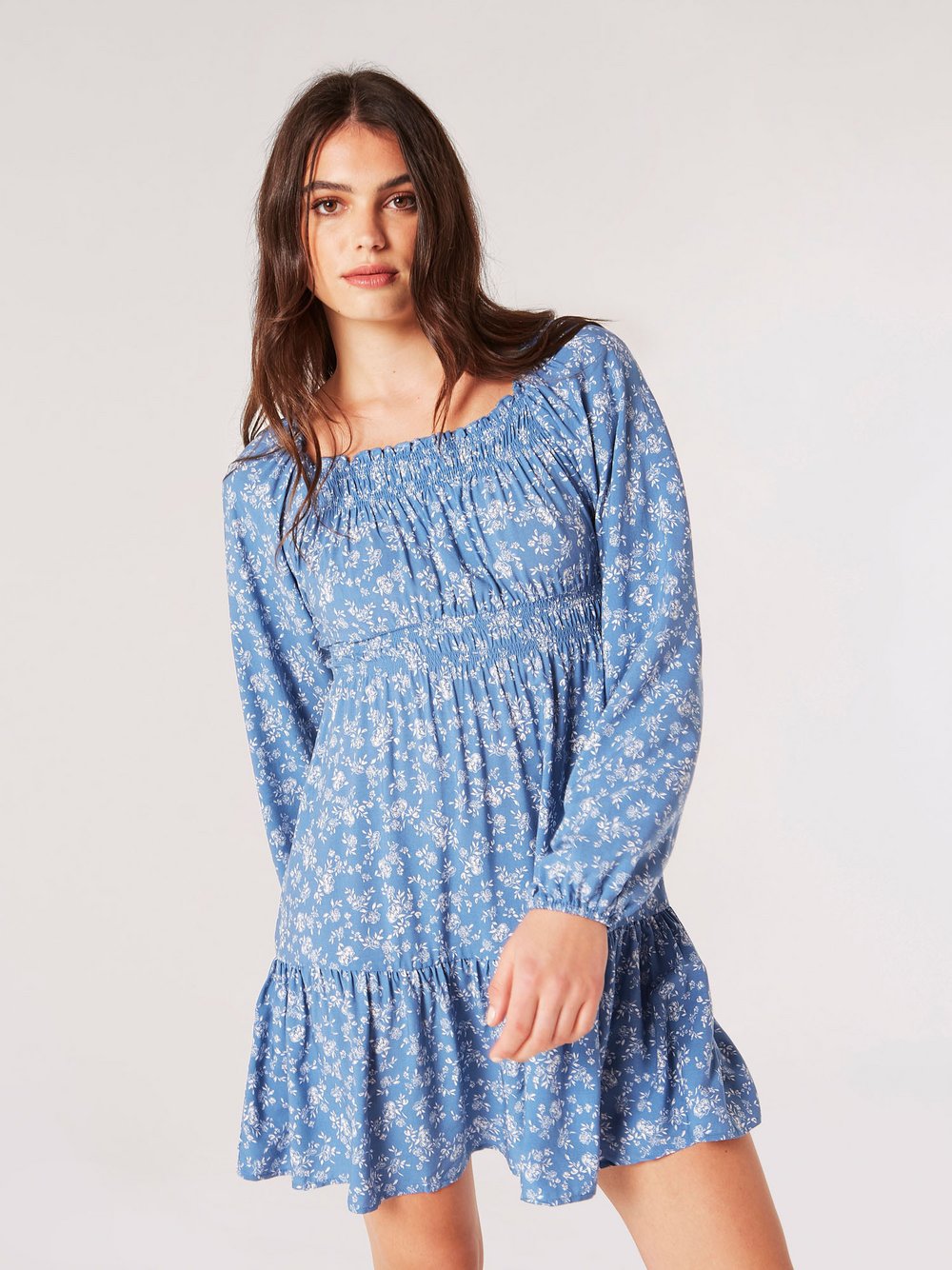 Thumbnail - Apricot Minikleid Damen Viskose blau gemustert, 38
