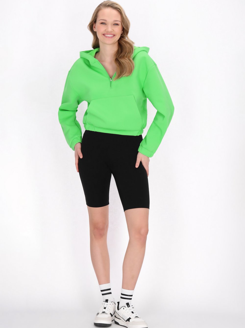 Thumbnail - MyMo Sweatshirt Damen grün, M