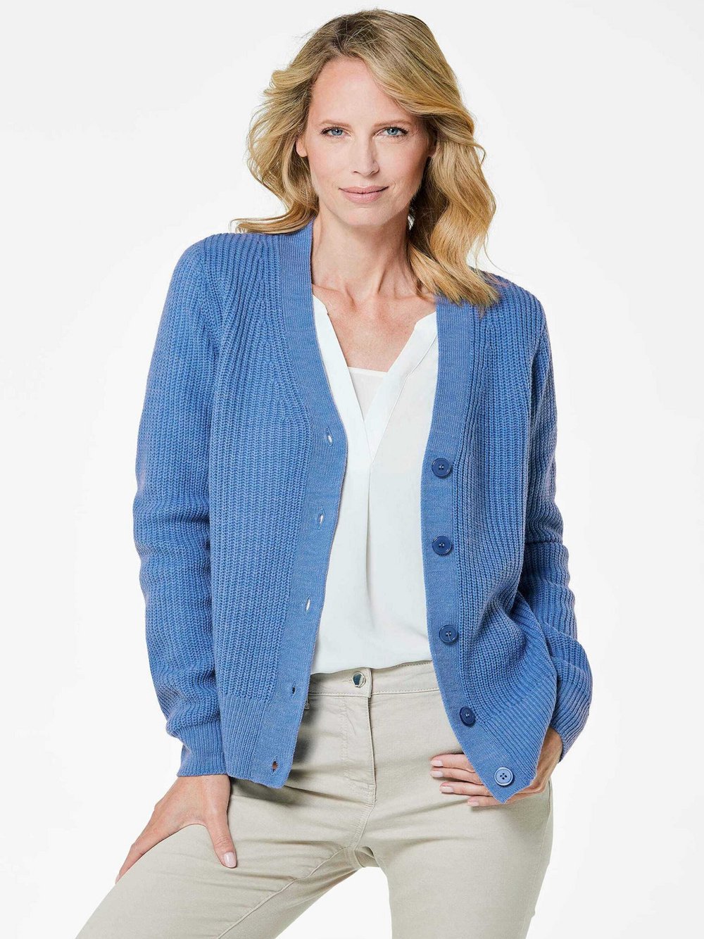 Thumbnail - Goldner Strickjacke Damen Schurwolle blau, 42