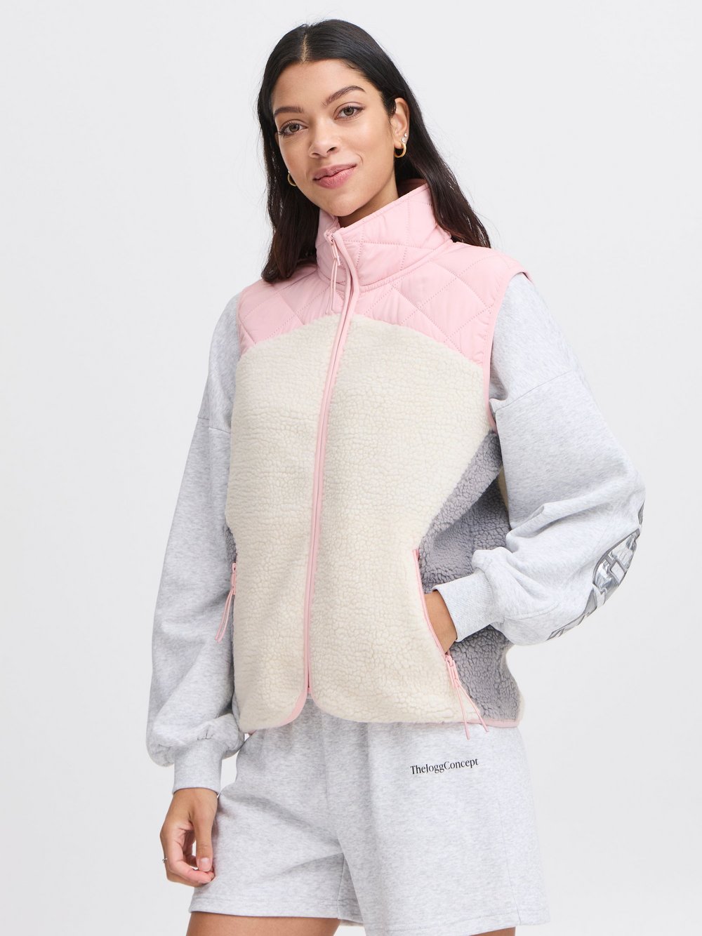 Thumbnail - TheJoggConcept. Plüschweste Damen rosa gemustert, XS