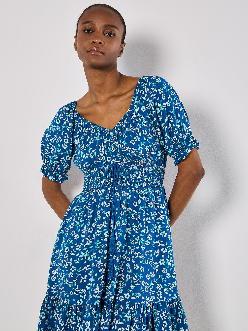 Apricot Minikleid Damen Viskose blau gemustert, 38