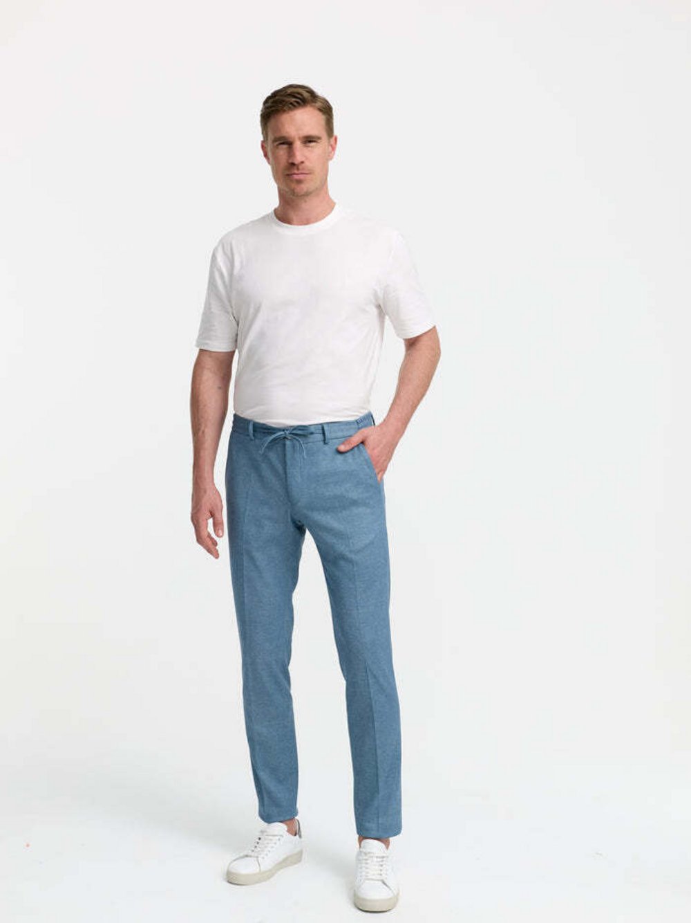Thumbnail - Zuitable Baukasten-Hose Herren Jersey blau, 46