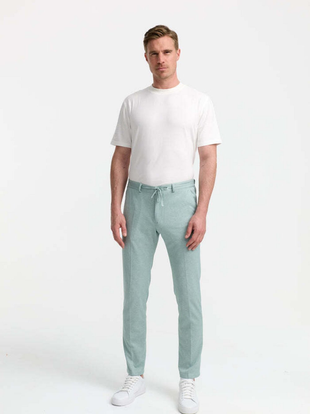 Thumbnail - Zuitable Baukasten-Hose Herren Jersey blau, 44