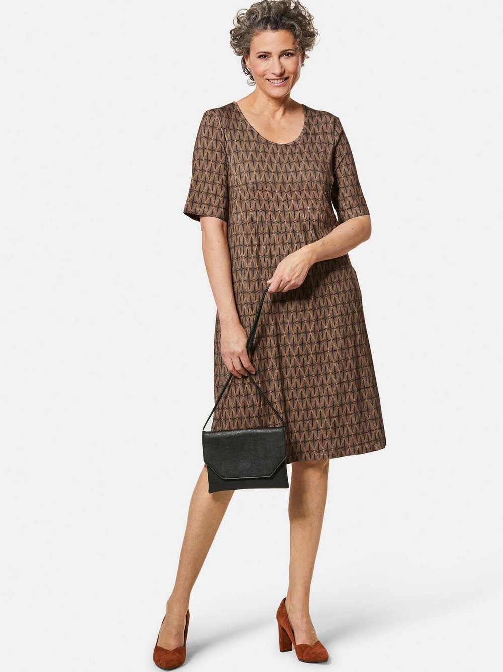 Goldner Druckkleid Damen Viskose schwarz gemustert, 54