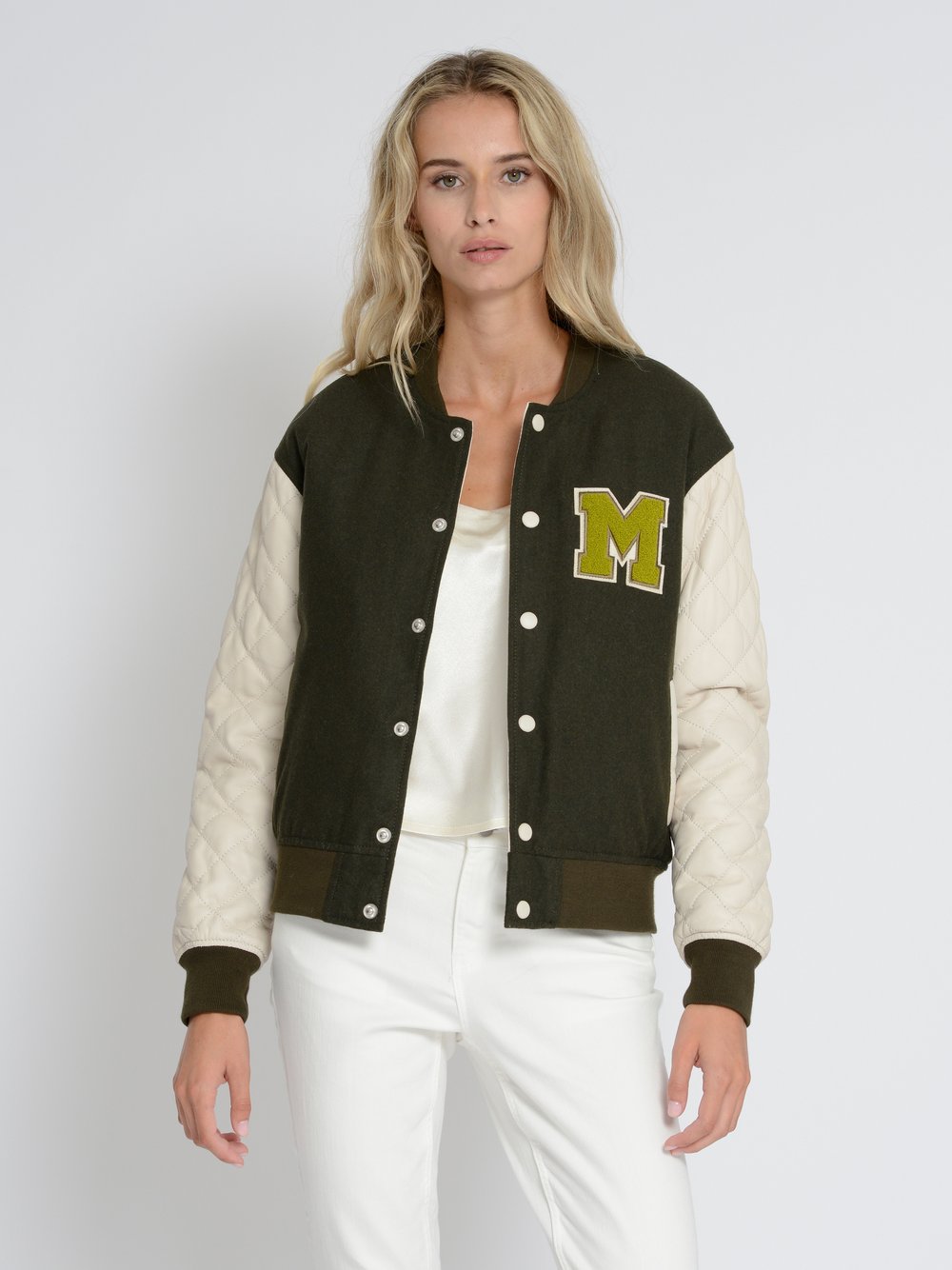 Thumbnail - Mustang Lederblouson Damen Wolle grün bedruckt, M