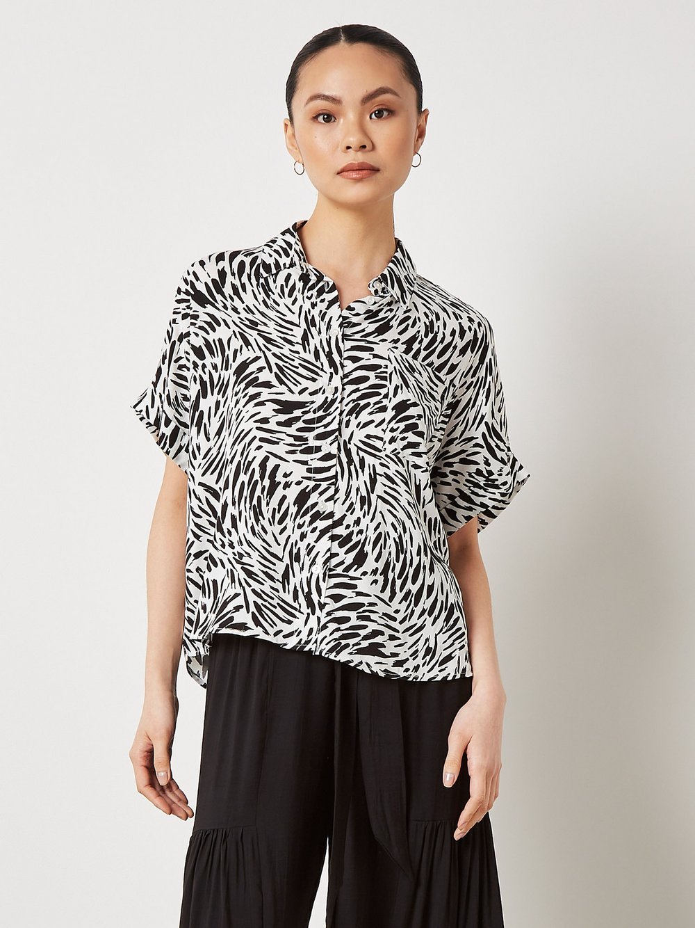 Apricot Bluse Damen Viskose schwarz bedruckt, 34
