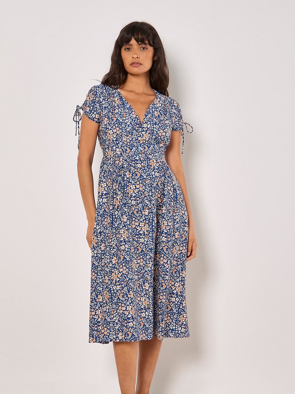 Thumbnail - Apricot Midikleid Damen Viskose blau gemustert, 38