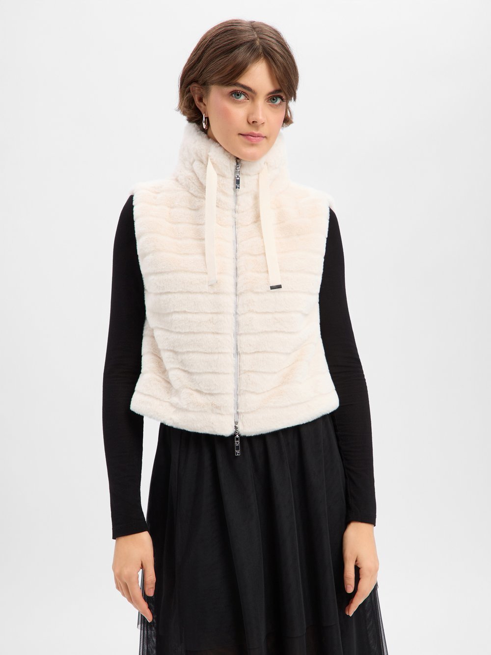 Monari Kunstfell-Weste Damen weiß, 40