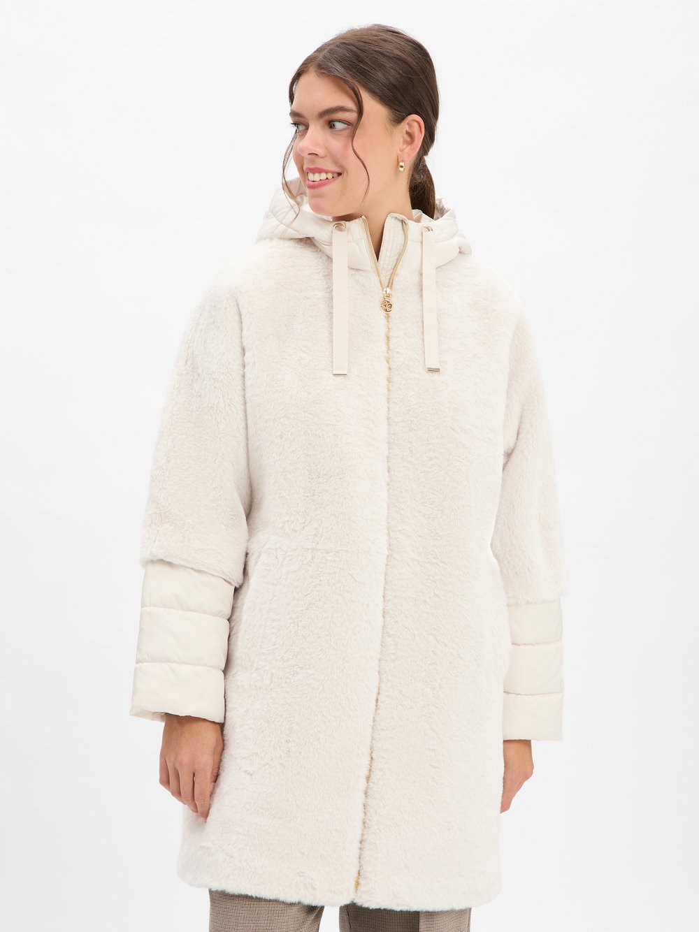 s.Oliver BLACK LABEL Kunstfelljacke Damen weiß, 46