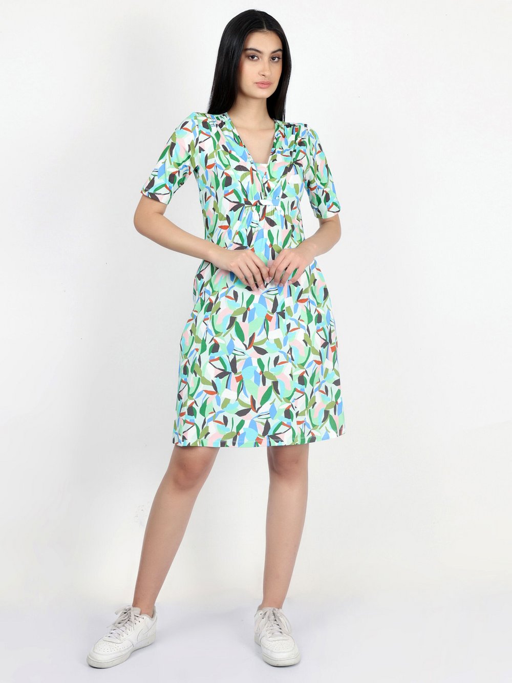 Thumbnail - Vicci Germany Jerseykleid Damen Viskose grün gemustert, 42