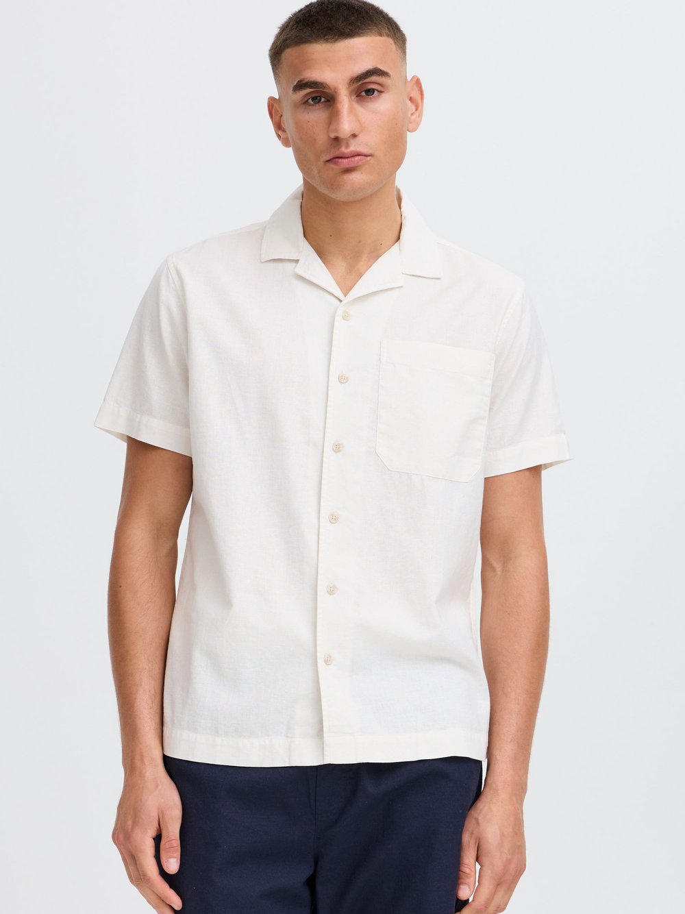 Thumbnail - Solid Kurzarmhemd Herren Regular Fit Baumwolle weiß, M