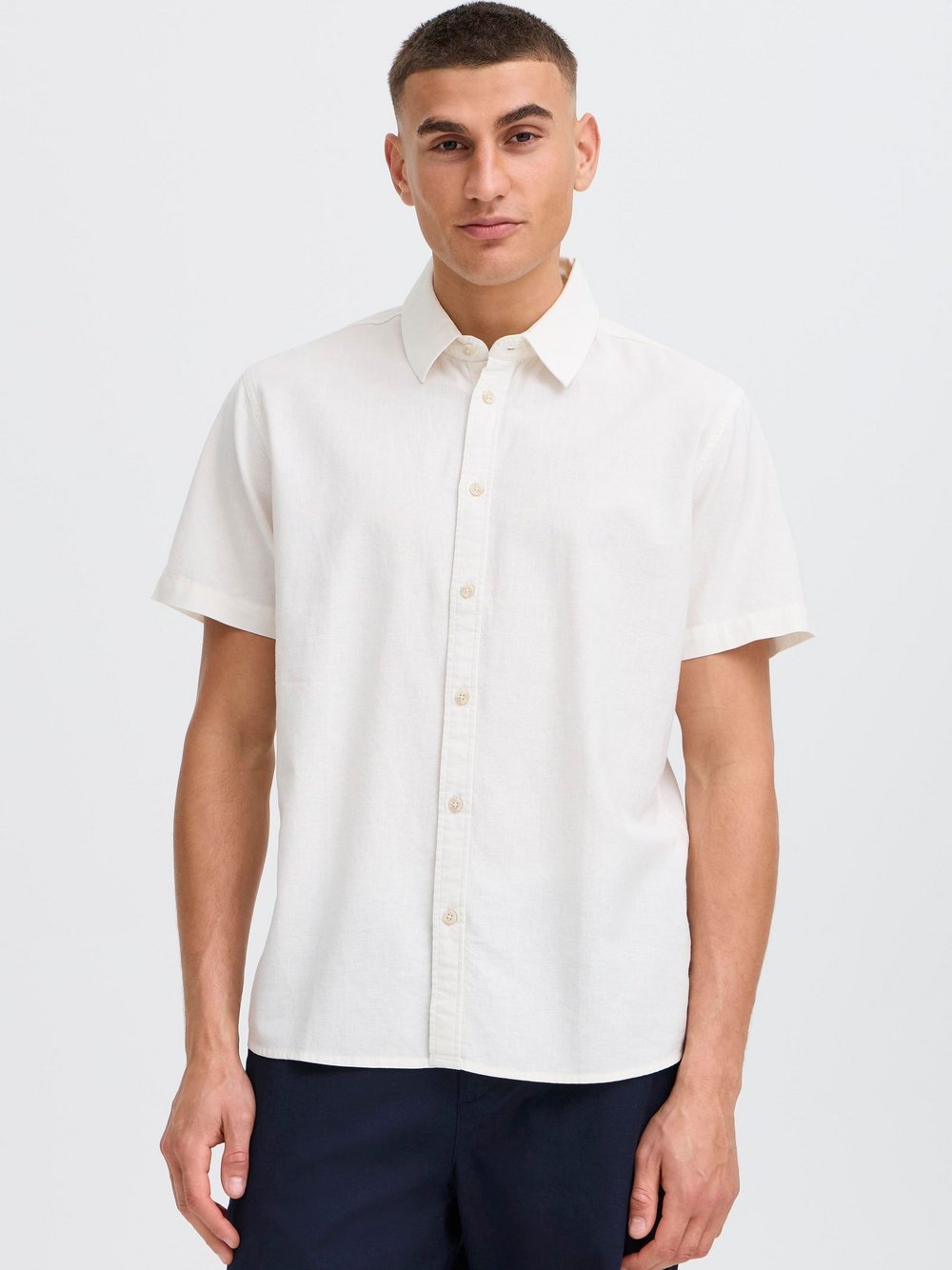 Thumbnail - Solid Kurzarmhemd Herren Regular Fit Baumwolle weiß, M