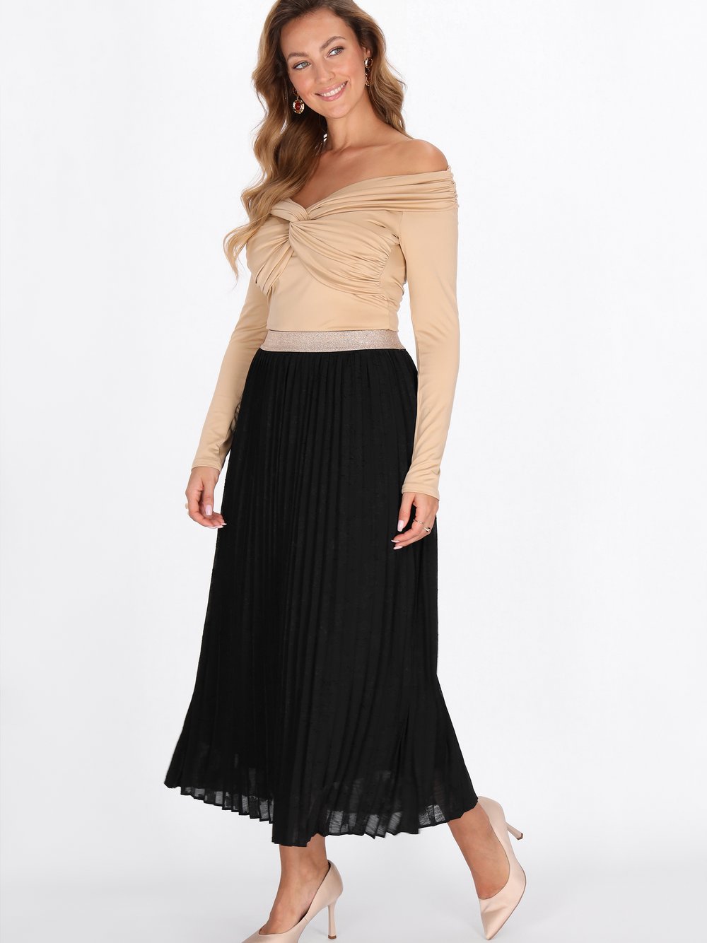 Thumbnail - Faina Rock Damen schwarz strukturiert, S