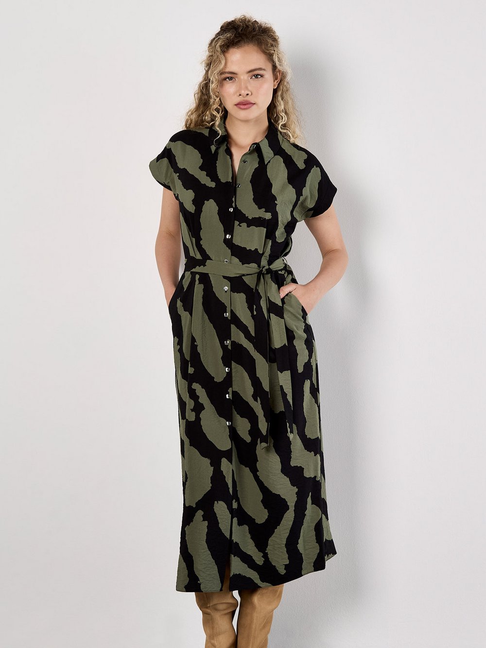 Thumbnail - Apricot Midikleid Damen Viskose grün gemustert, 42