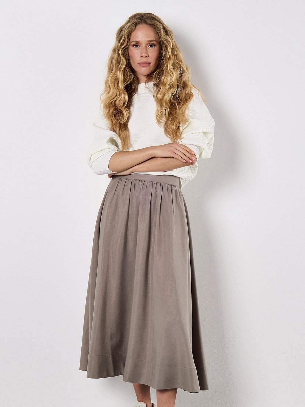 Thumbnail - Apricot Rock Damen Leinen grau, 38