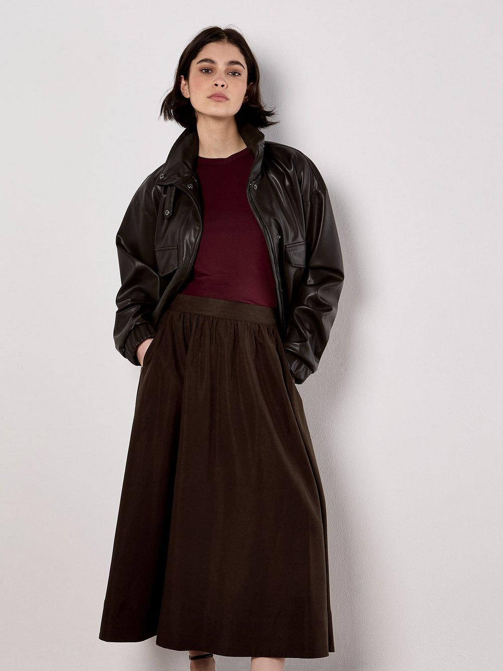 Thumbnail - Apricot Rock Damen Leinen braun, 42