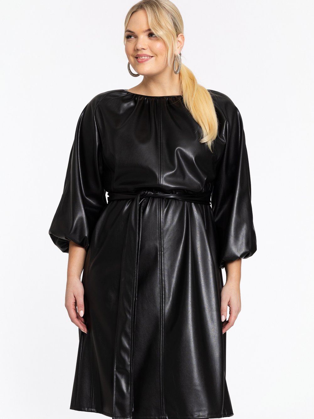 Thumbnail - YOEK Kleid Damen Kunstleder schwarz, 50-52