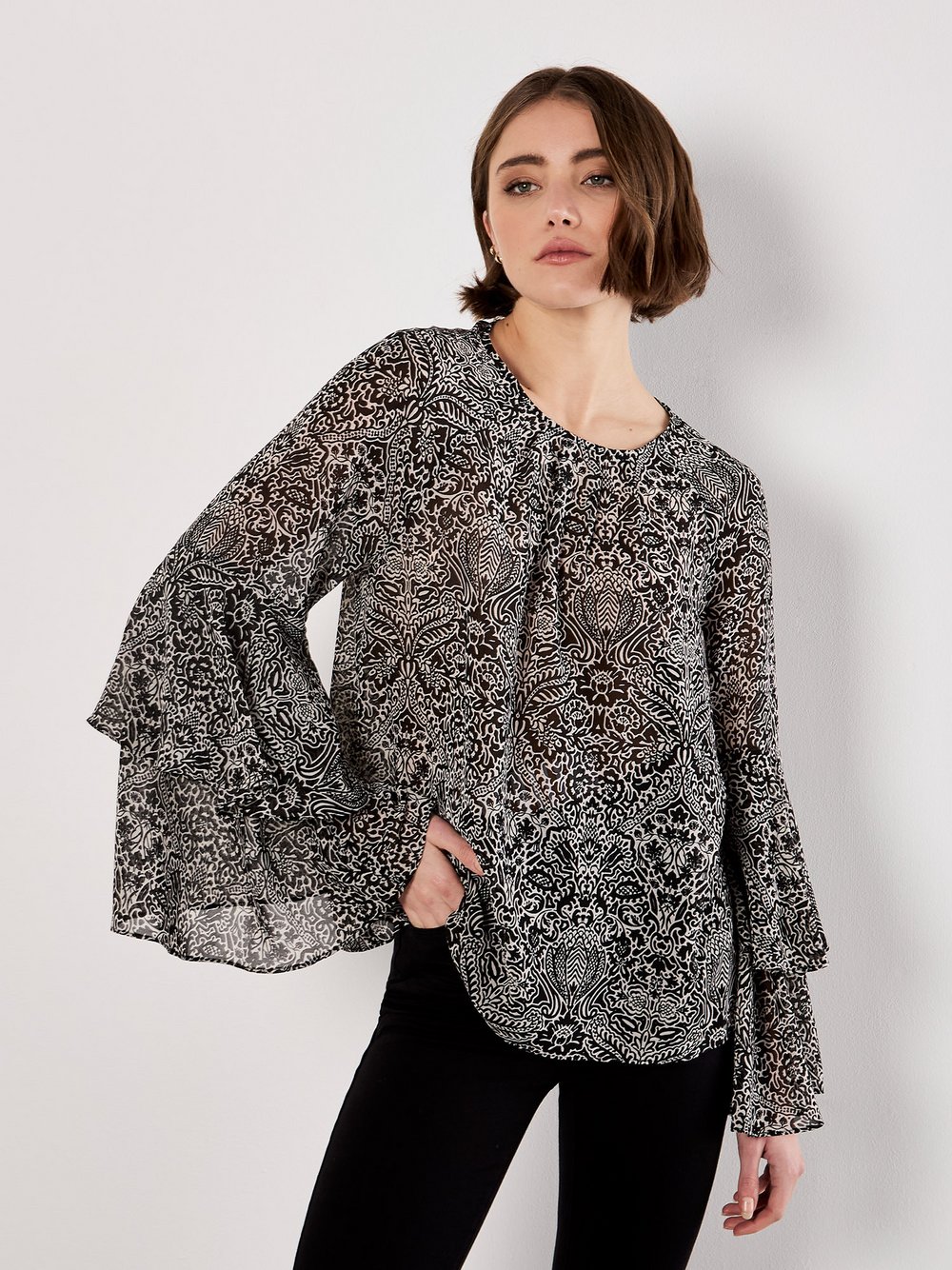Thumbnail - Apricot Bluse Damen schwarz gemustert, 38