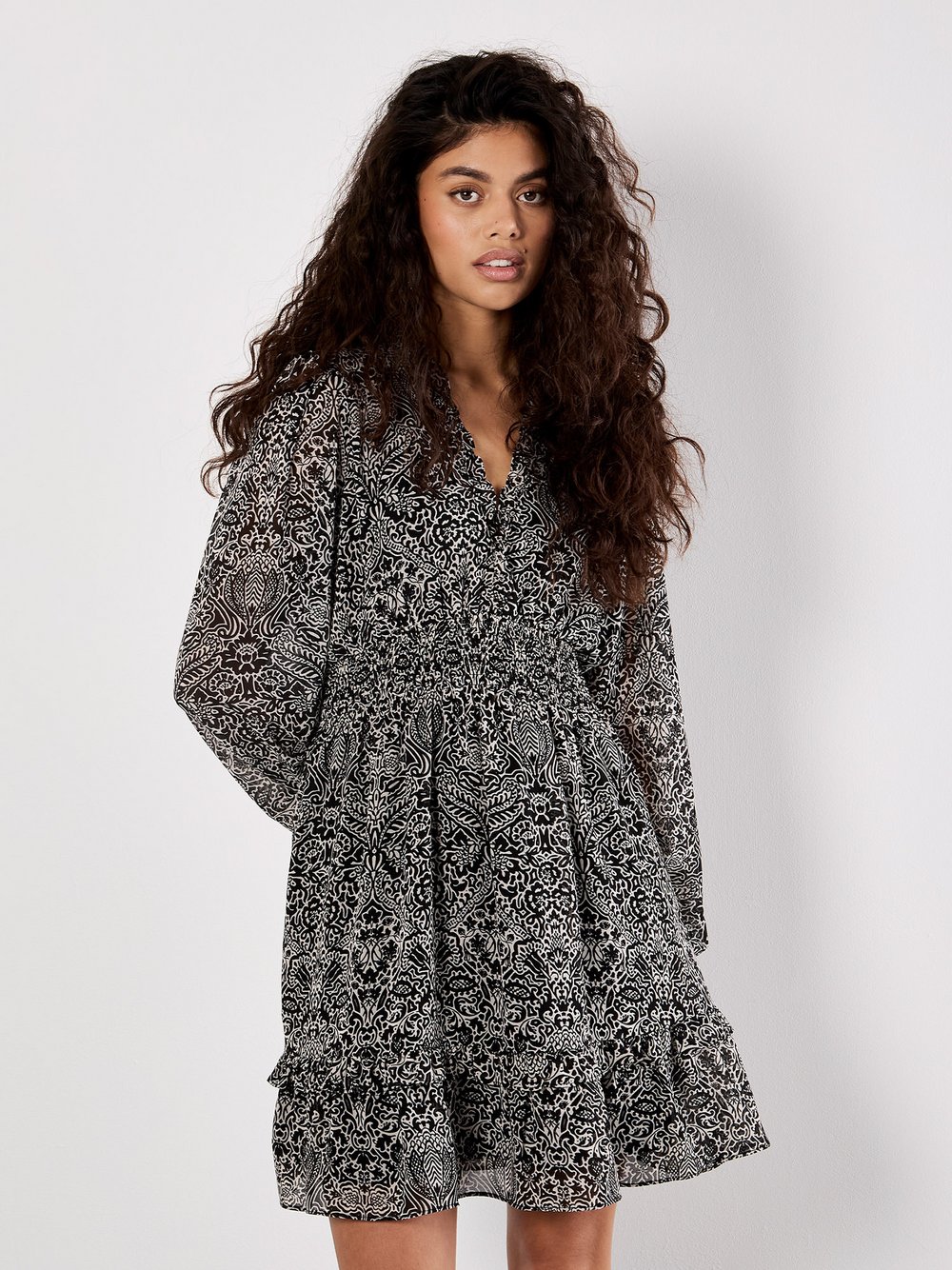 Thumbnail - Apricot Minikleid Damen schwarz gemustert, 40