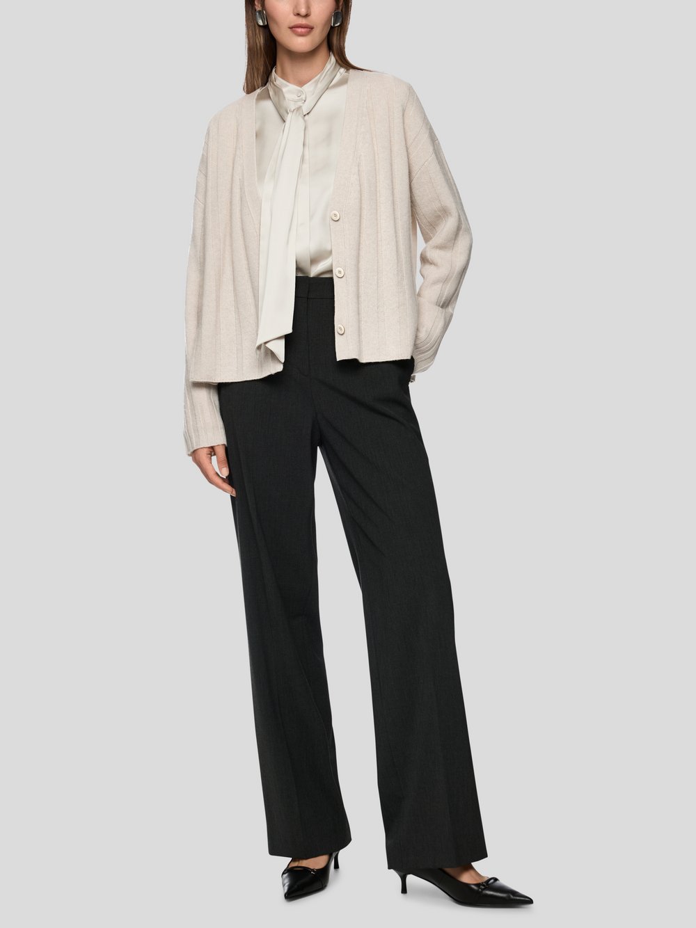 Marc Cain Cardigan Damen Schurwolle beige, 44
