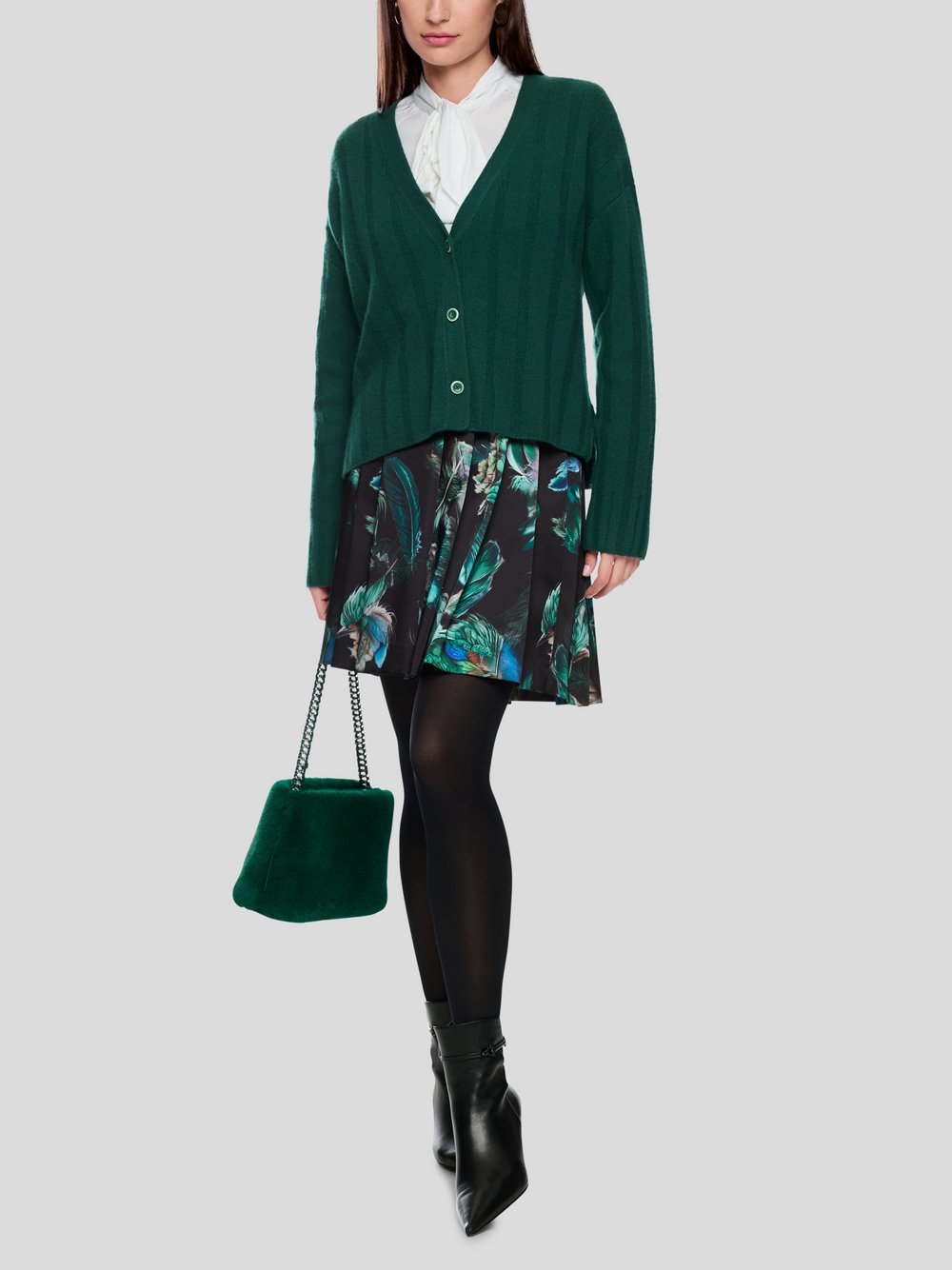 Marc Cain Cardigan Damen Schurwolle grün, 44