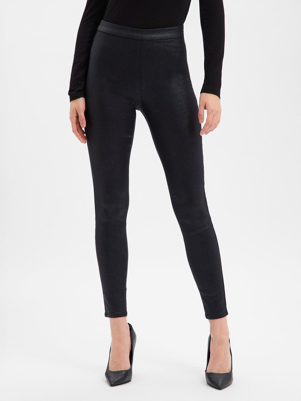 s.Oliver BLACK LABEL Röhrenhose Damen Viskose schwarz strukturiert, 38