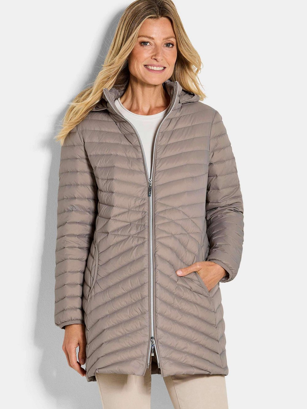 Goldner Kurzgröße: Gefütterter langer Mantel mit Kapuze Damen Polyamid braun, 19