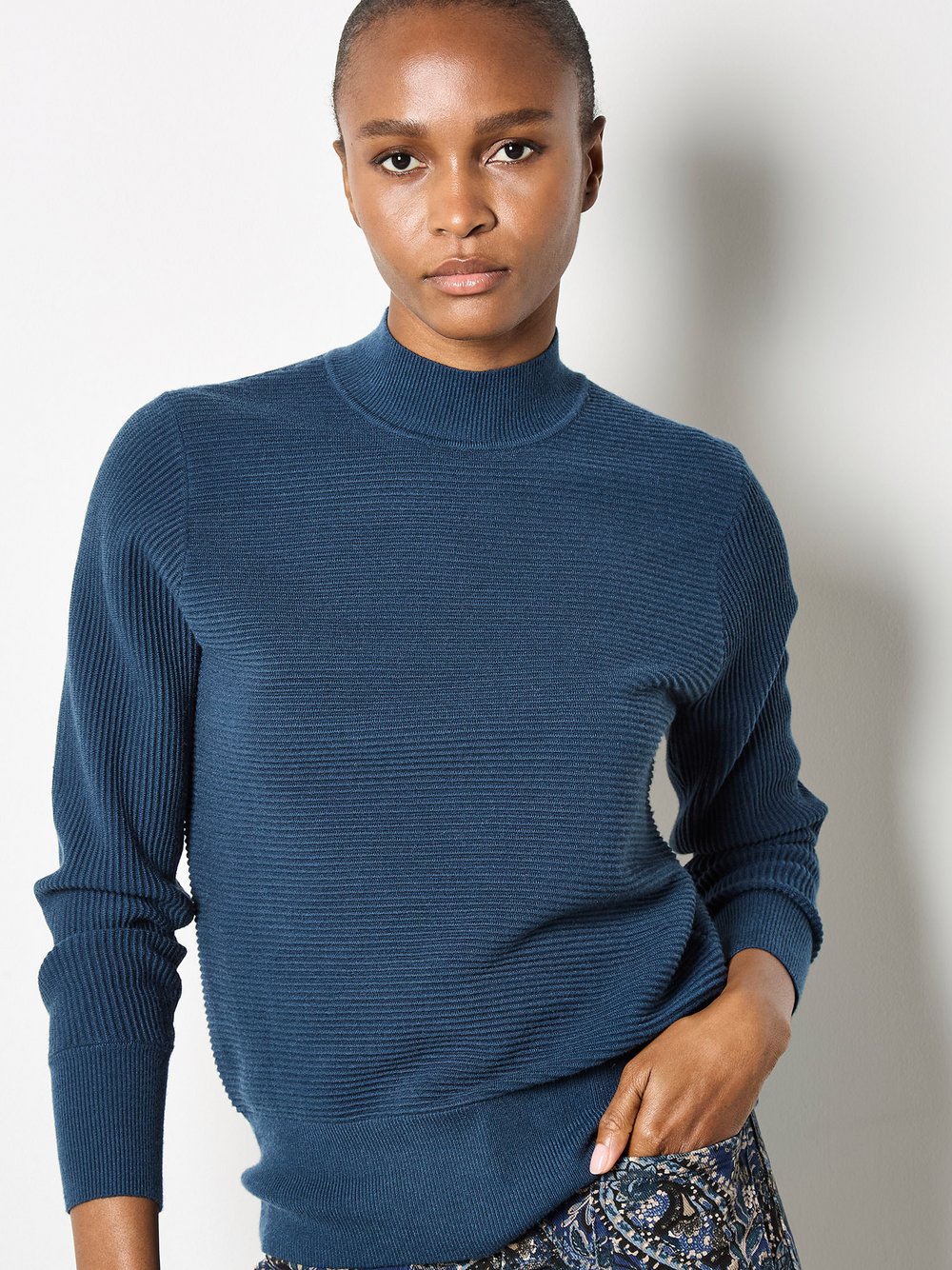 Thumbnail - Apricot Pullover Damen Viskose blau, 42