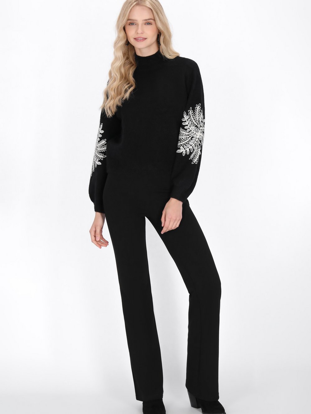 Thumbnail - IZIA Pullover Damen schwarz, XL/XXL