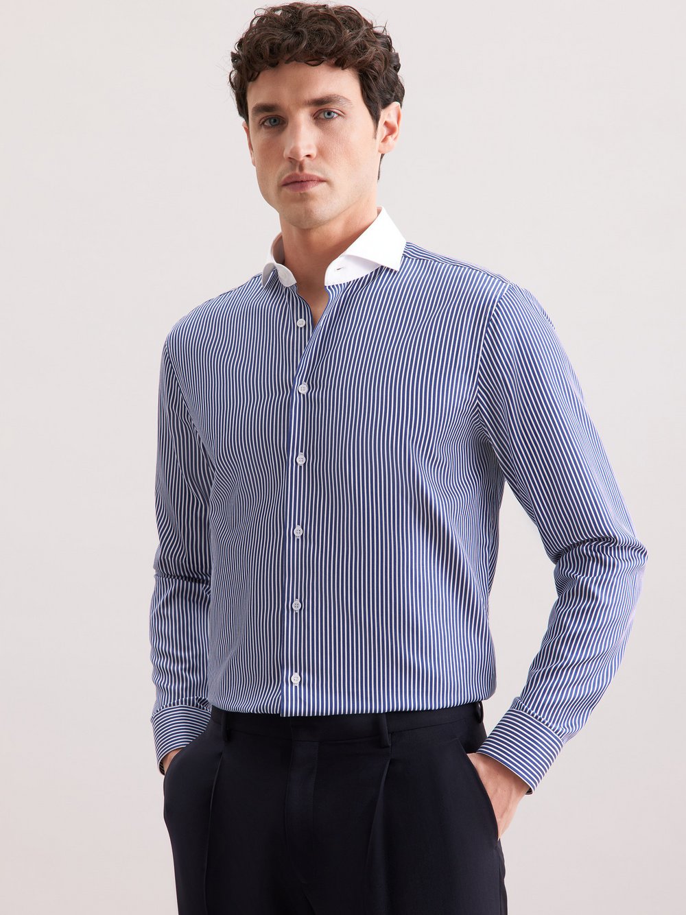 Seidensticker Business Hemd Herren Regular Fit Baumwolle blau gestreift, 39