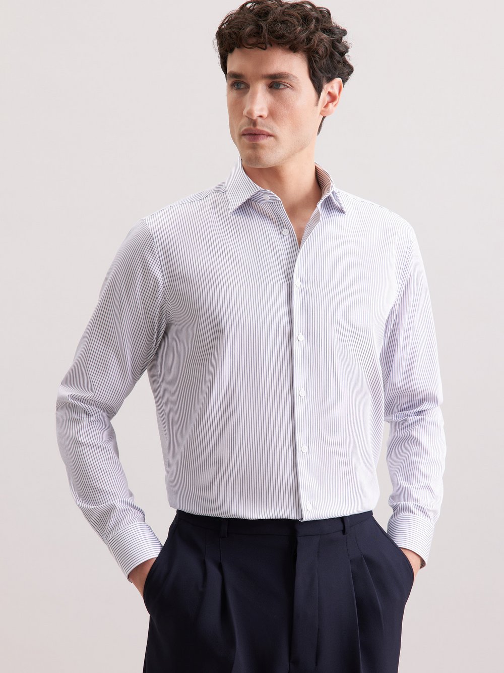 Seidensticker Business Hemd Herren Regular Fit Baumwolle blau gestreift, 39