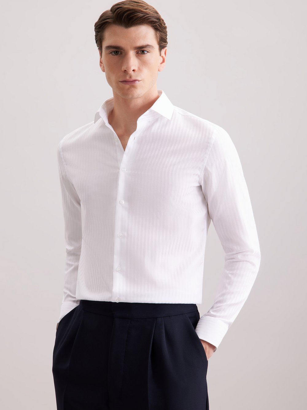 Seidensticker Business Hemd Herren Slim Fit Baumwolle weiß gestreift, 38