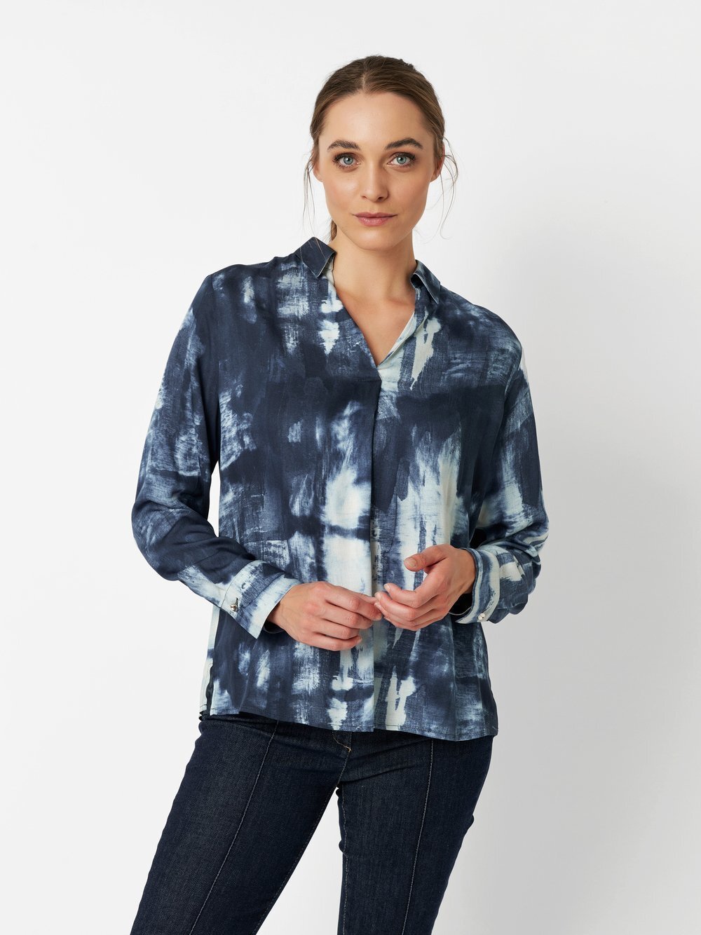 TONI Bluse Damen Viskose blau gemustert, 46
