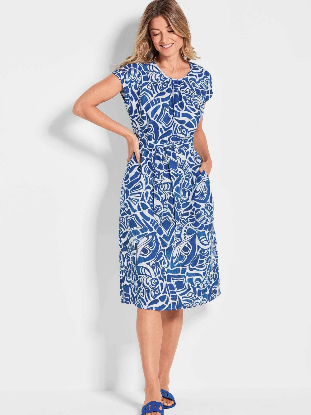 Goldner Druckkleid Damen Leinen blau gemustert, 54