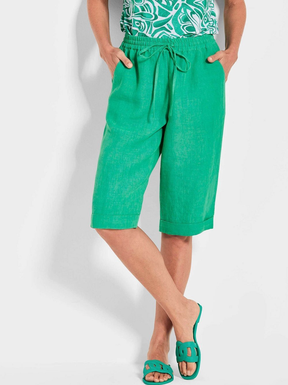 Goldner Leinenbermuda Damen grün, 40
