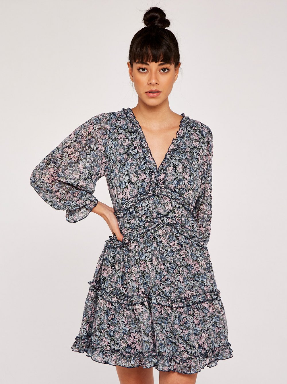 Thumbnail - Apricot Minikleid Damen grün gemustert, 36