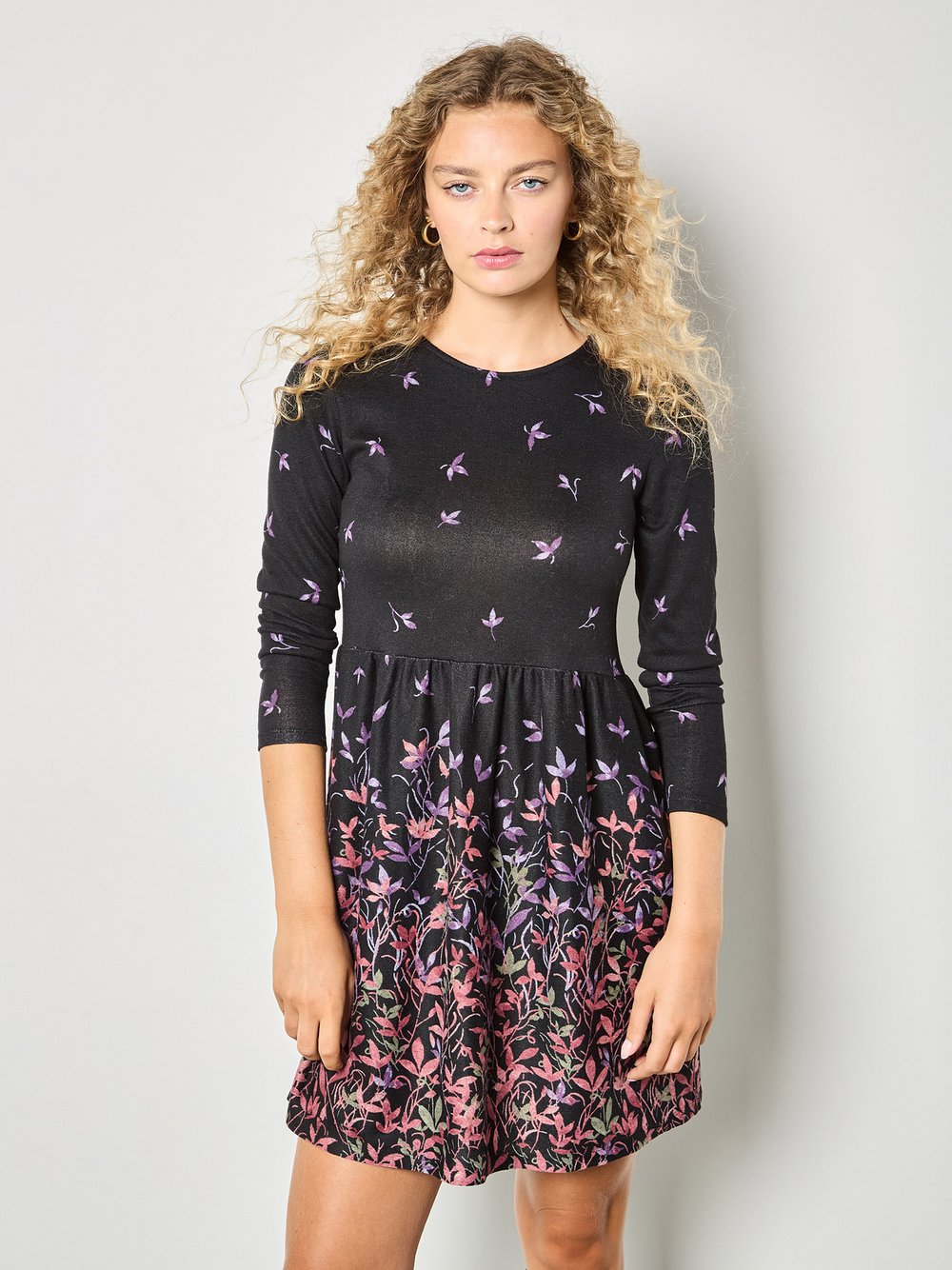 Thumbnail - Apricot Minikleid Damen schwarz gemustert, 42