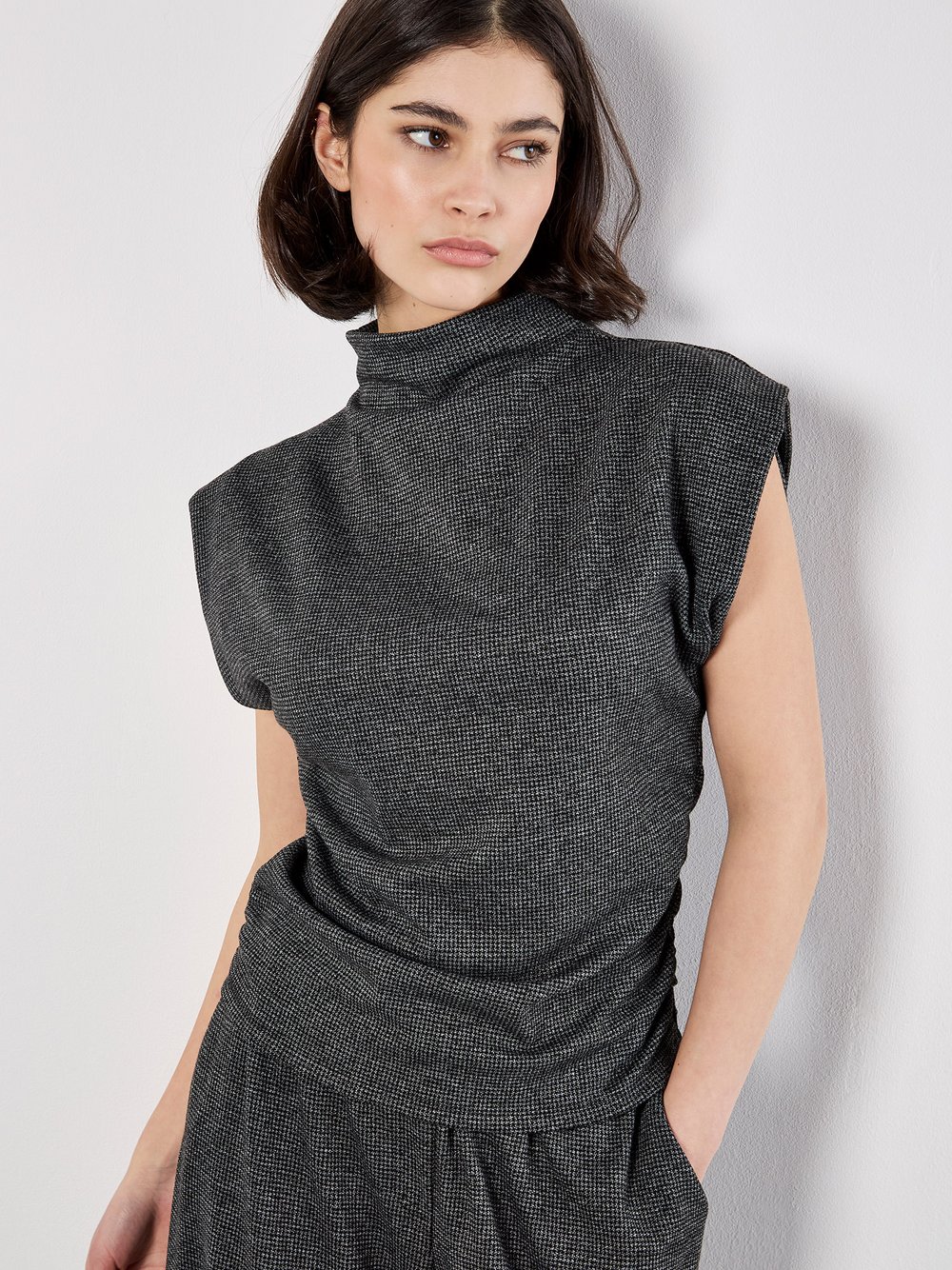 Thumbnail - Apricot Top Damen grau, 34