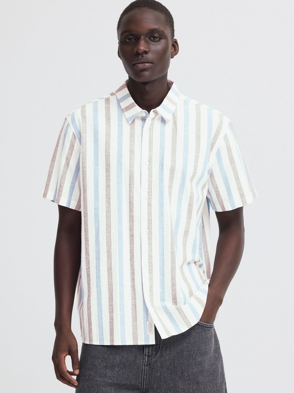 Thumbnail - BLEND Leinenhemd Herren Comfort Fit Baumwolle blau gestreift, L