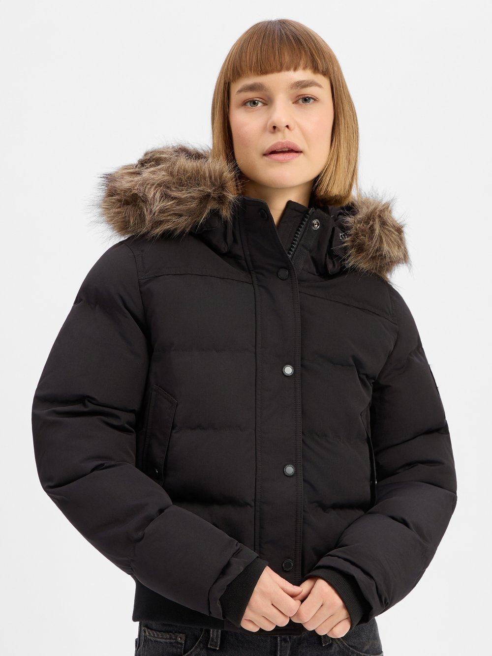 Superdry Damen Schwarz Steppjacke "Everest Hooded Bomber Jkt" Mit Kapuze Kunstfaser Slim Fit erhältlich in Größe L/M/XL von Baur - Bild 5