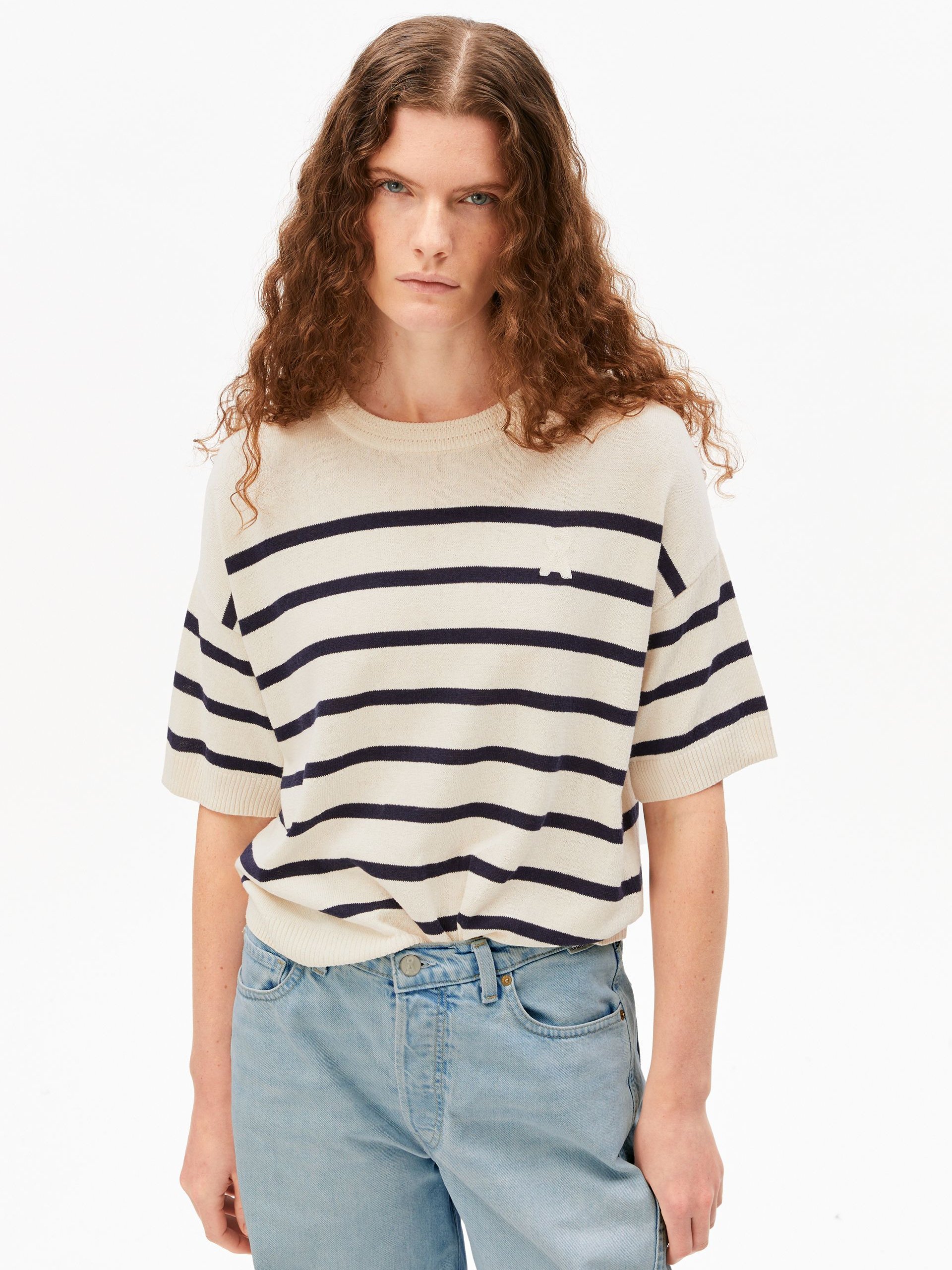 ARMEDANGELS koszula z dzianiny z zawartością lnu - Stripe Linen Blend Kobiety beżowy